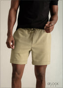Turn-Up Hem Short - 081026