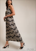 Black and white geometric printed v neck sleeveless maxi dress
