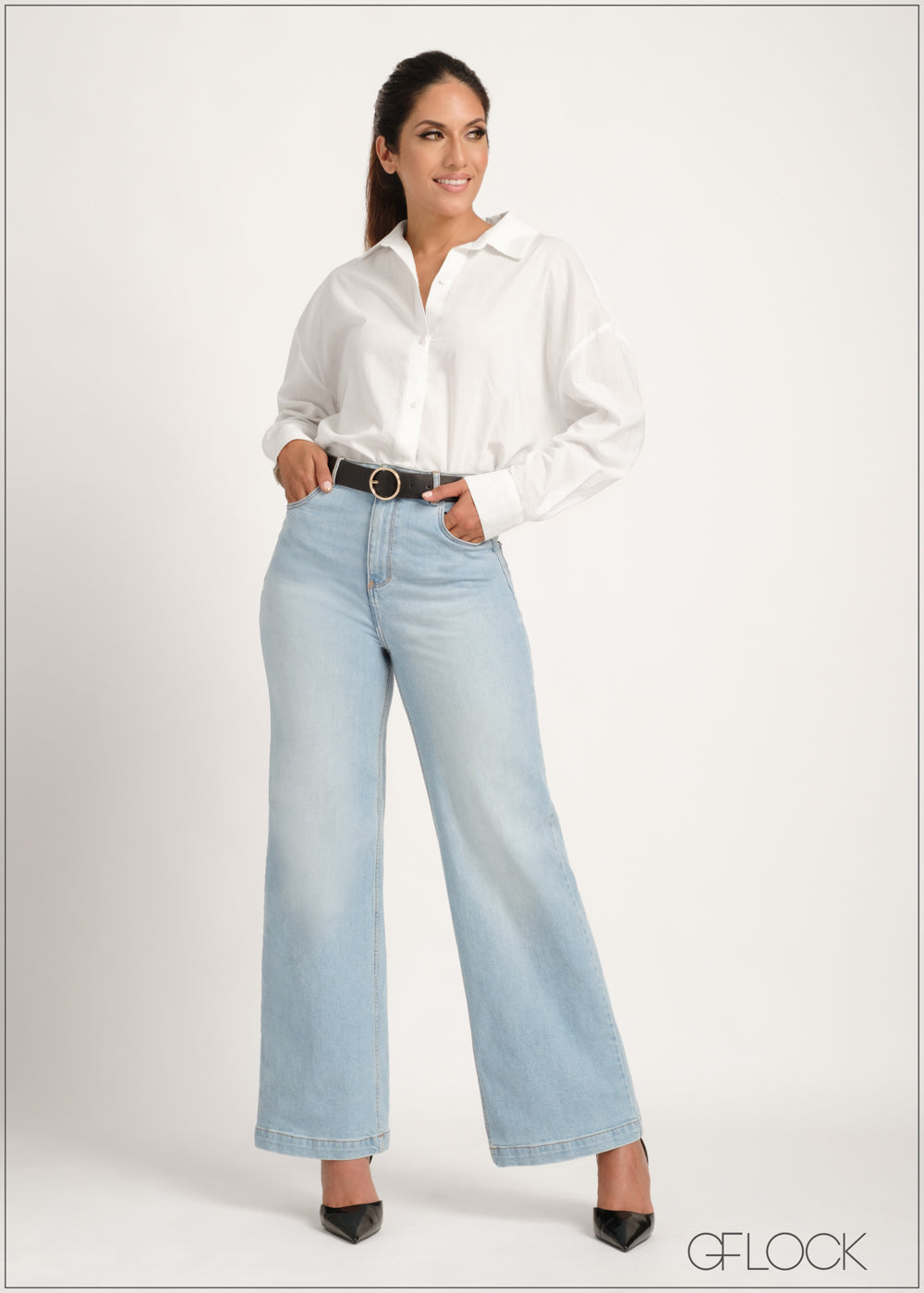 Light Wash Wide Leg Jean - 230823