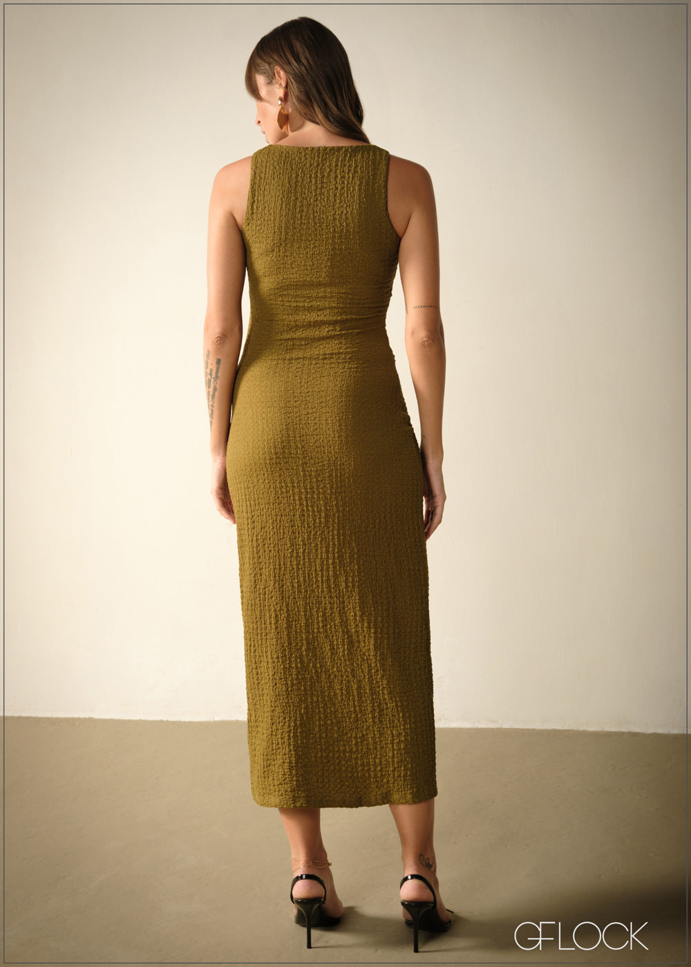 Twist Neck Sleeveless Bodycon Dress - 271125