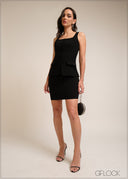 Square neck, pocket detailed sleeveless waistcoat