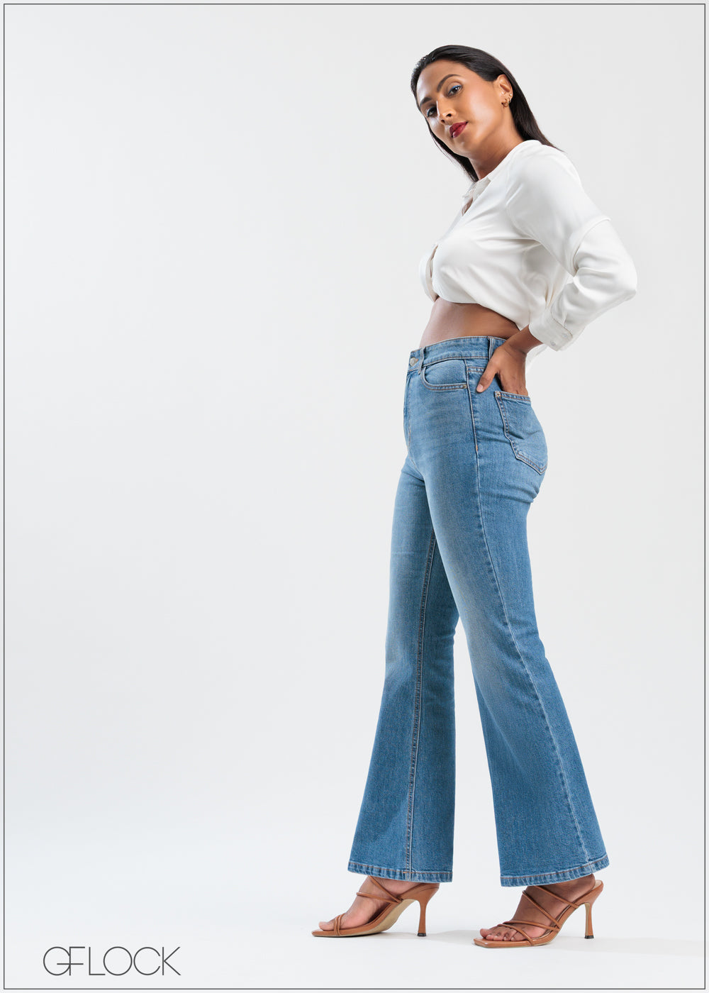 Mid Wash Flare Jean - Short Length - 250625