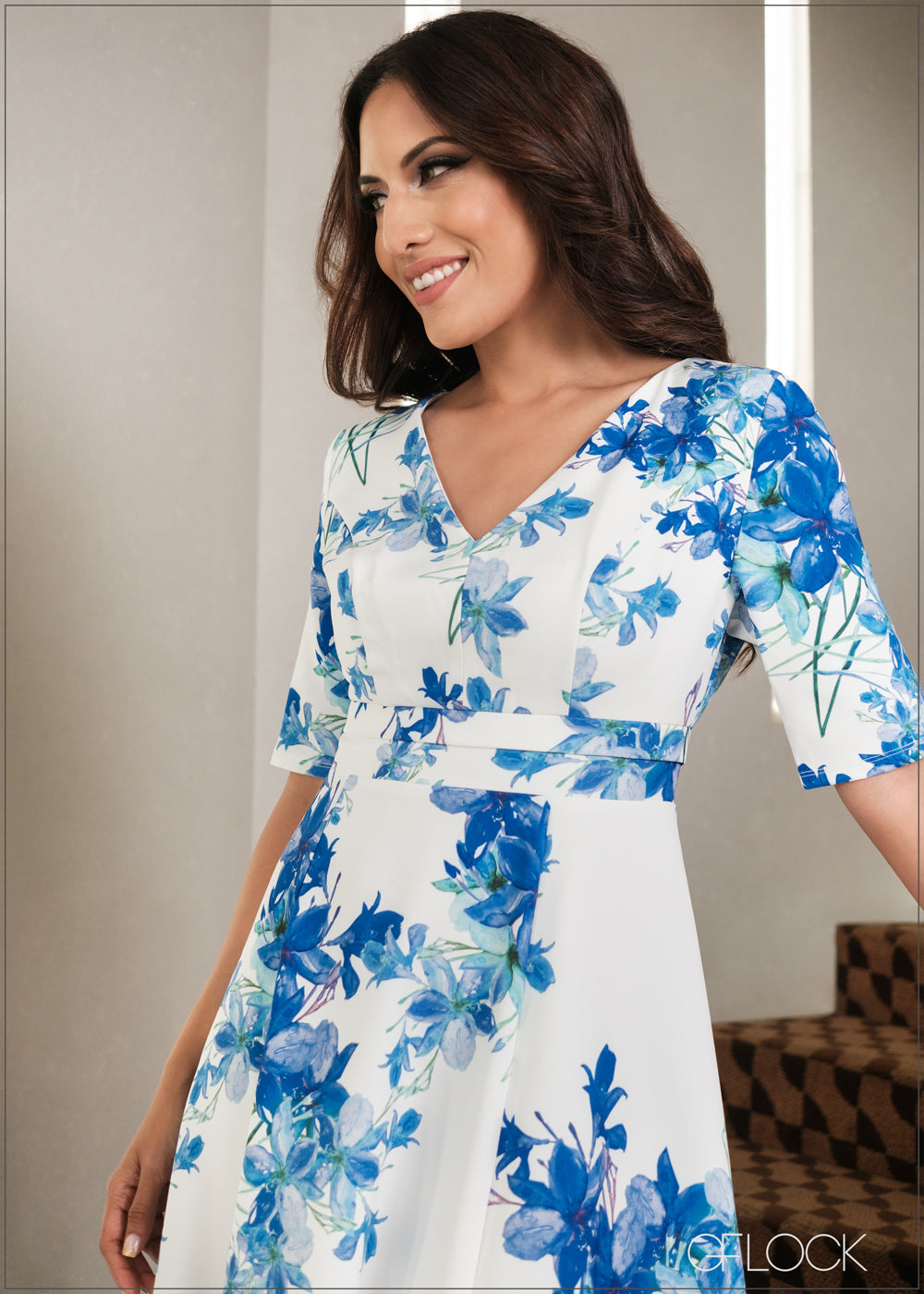 Short Sleeved V-Neck Midi Dress - 271023
