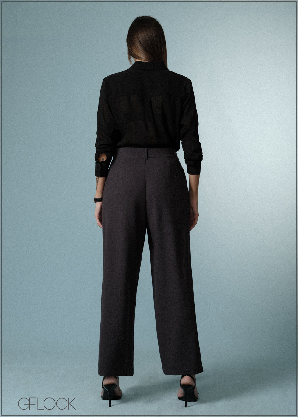 Straight Leg Pant - 071125