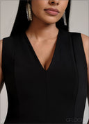 V neck sleeveless Midi dress
