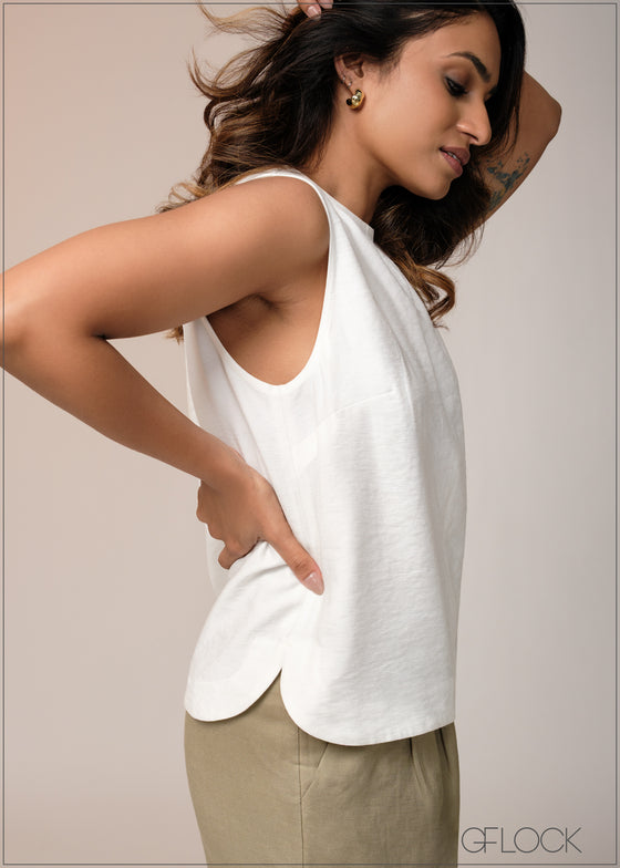 Sleeveless Basic Top - 031125