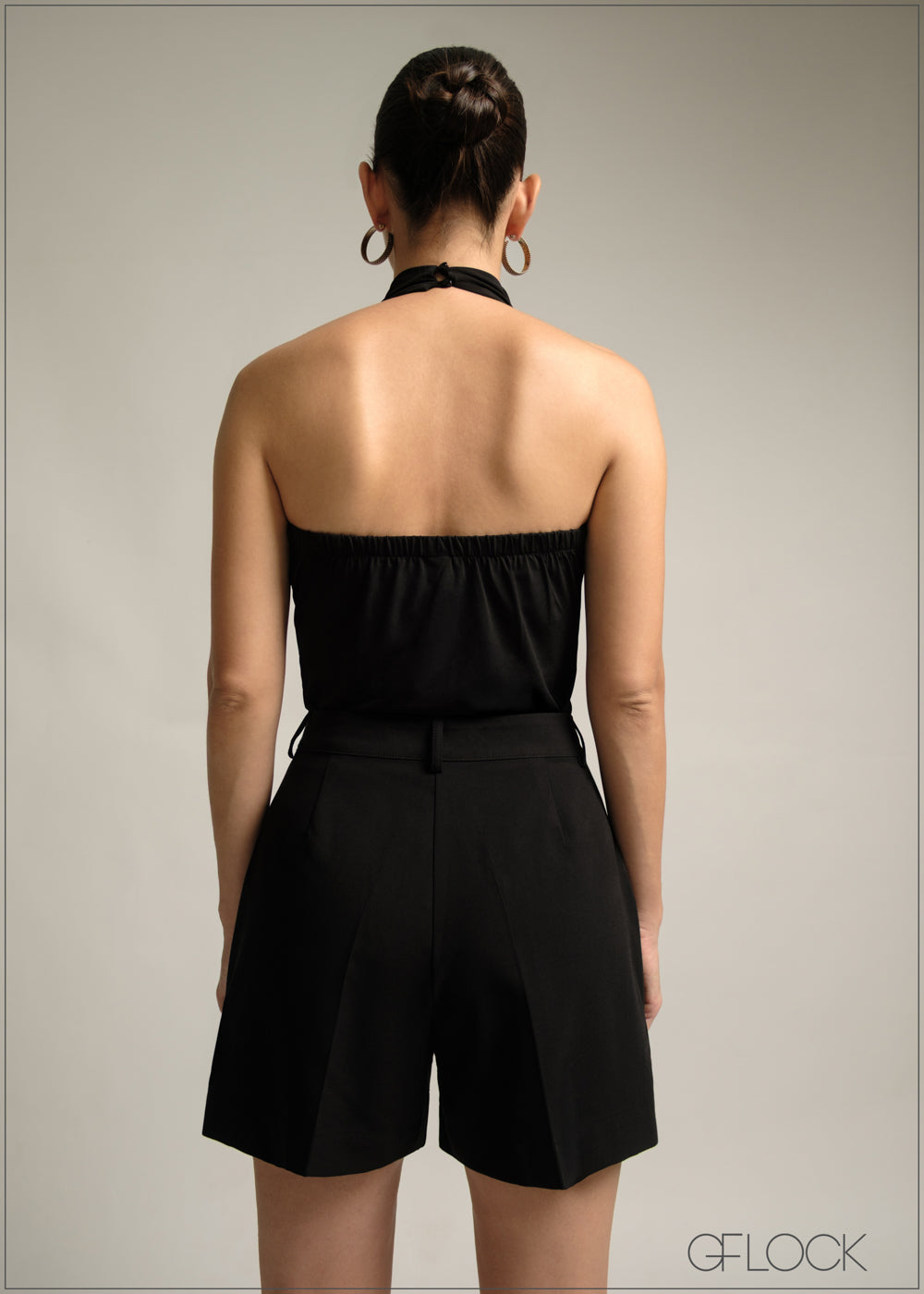 Pleat Detail Basic Short - 220825