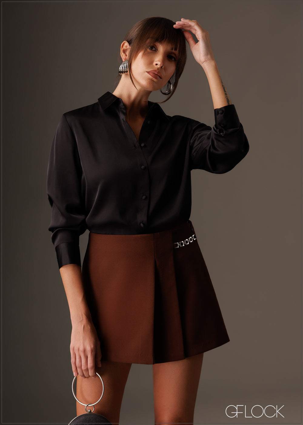 Pleated chain trim detailed skort 