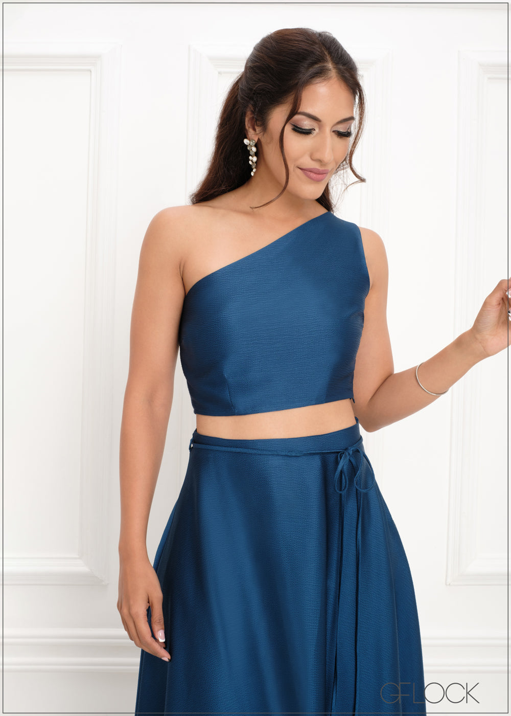 One Shoulder Crop Top 2909231