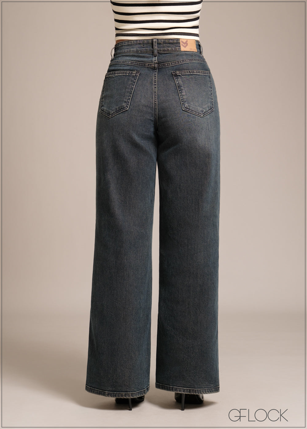 Wide Leg Jean - Short Length - 241225D