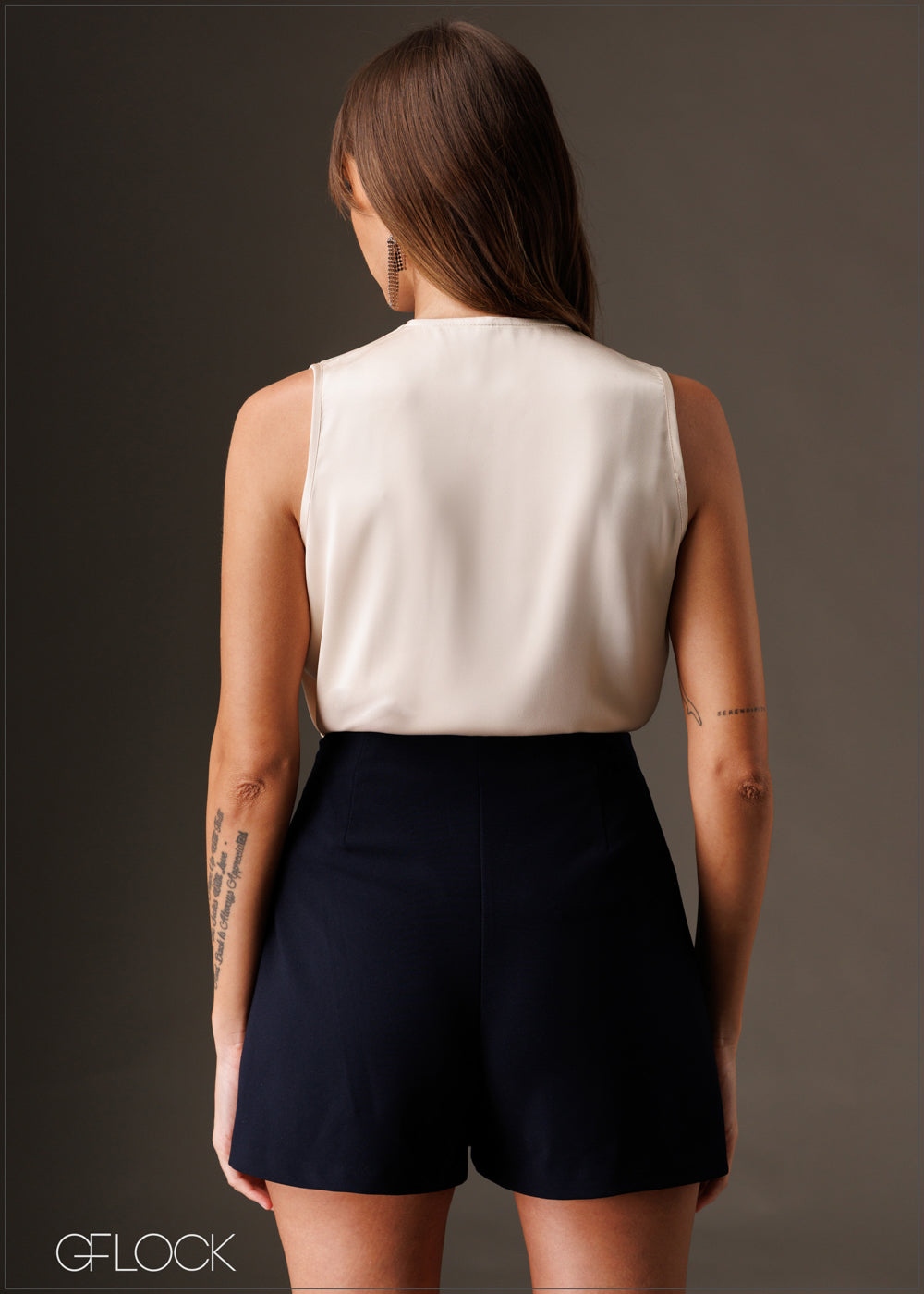 Pleated chain trim detailed skort 