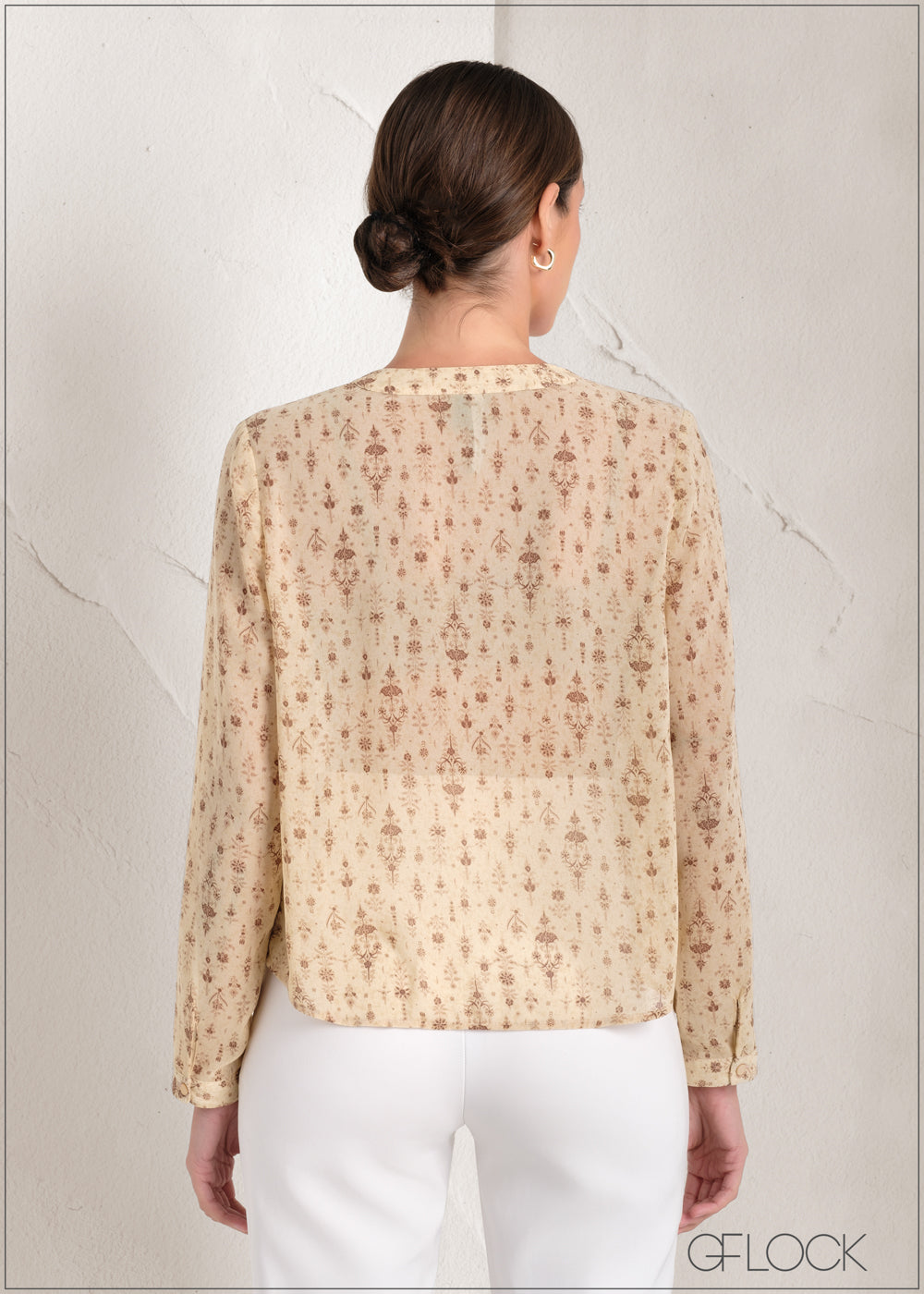 Blouse with a notch neckline - orange