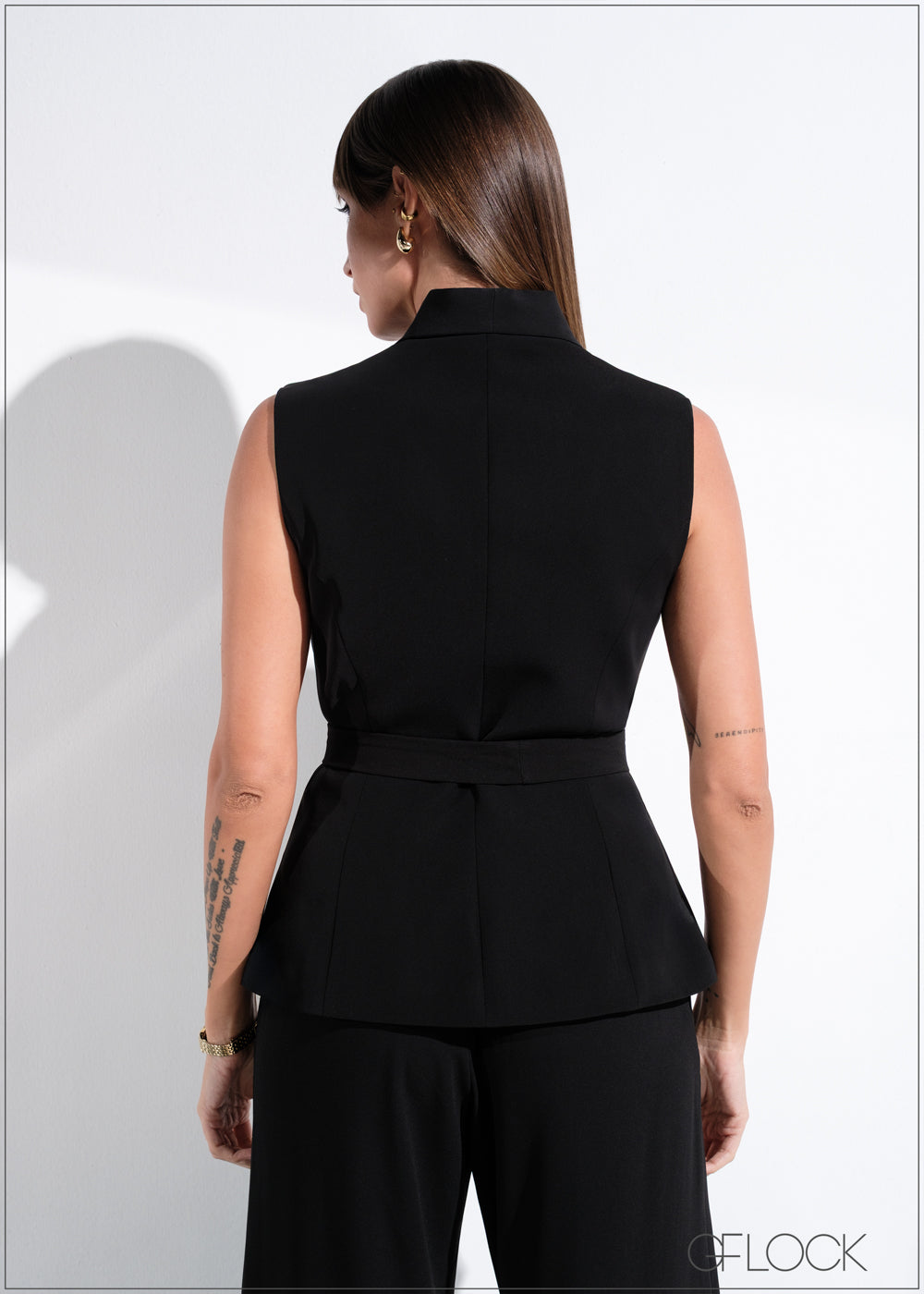 Sleeveless Blazer - 011225