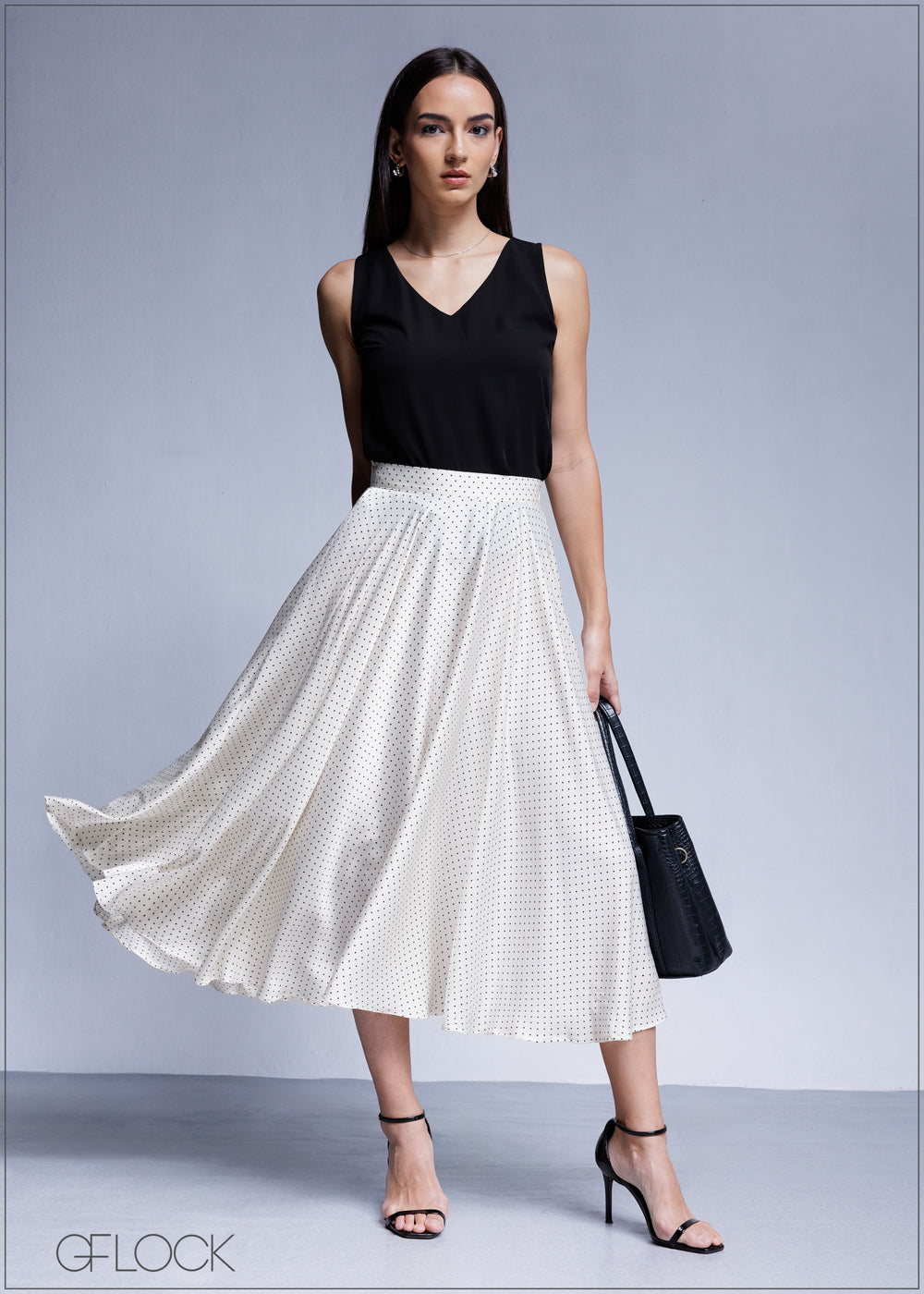 V-Neck Tank Top - 100425