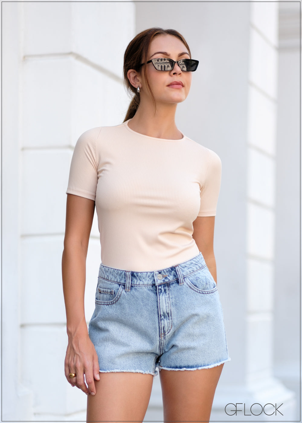 Short Sleeve Ribbed T-Shirt - 010124