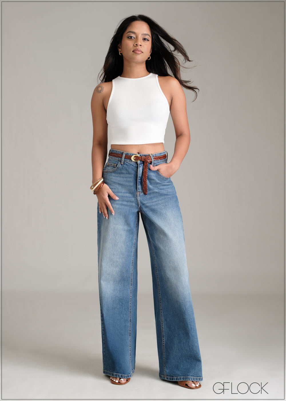 Sleeveless Crop Top - 061225