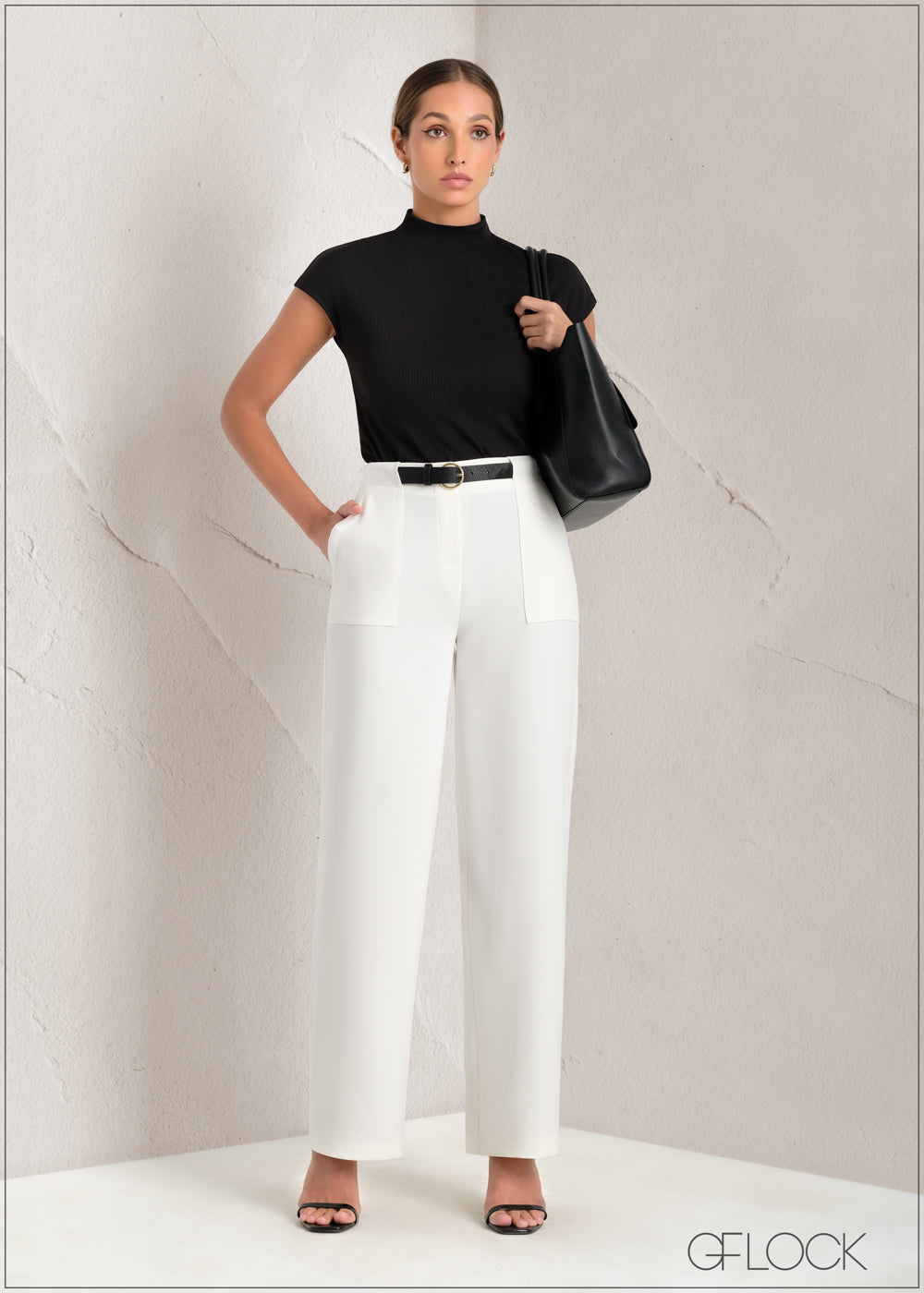 Wide Leg Pant With Patch Pockets - 061223