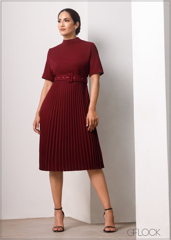 High Neck Short Sleeve Pleated Dress With Belt - 251023