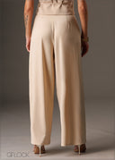 Chic high-waisted wide leg pant with a smooth drape