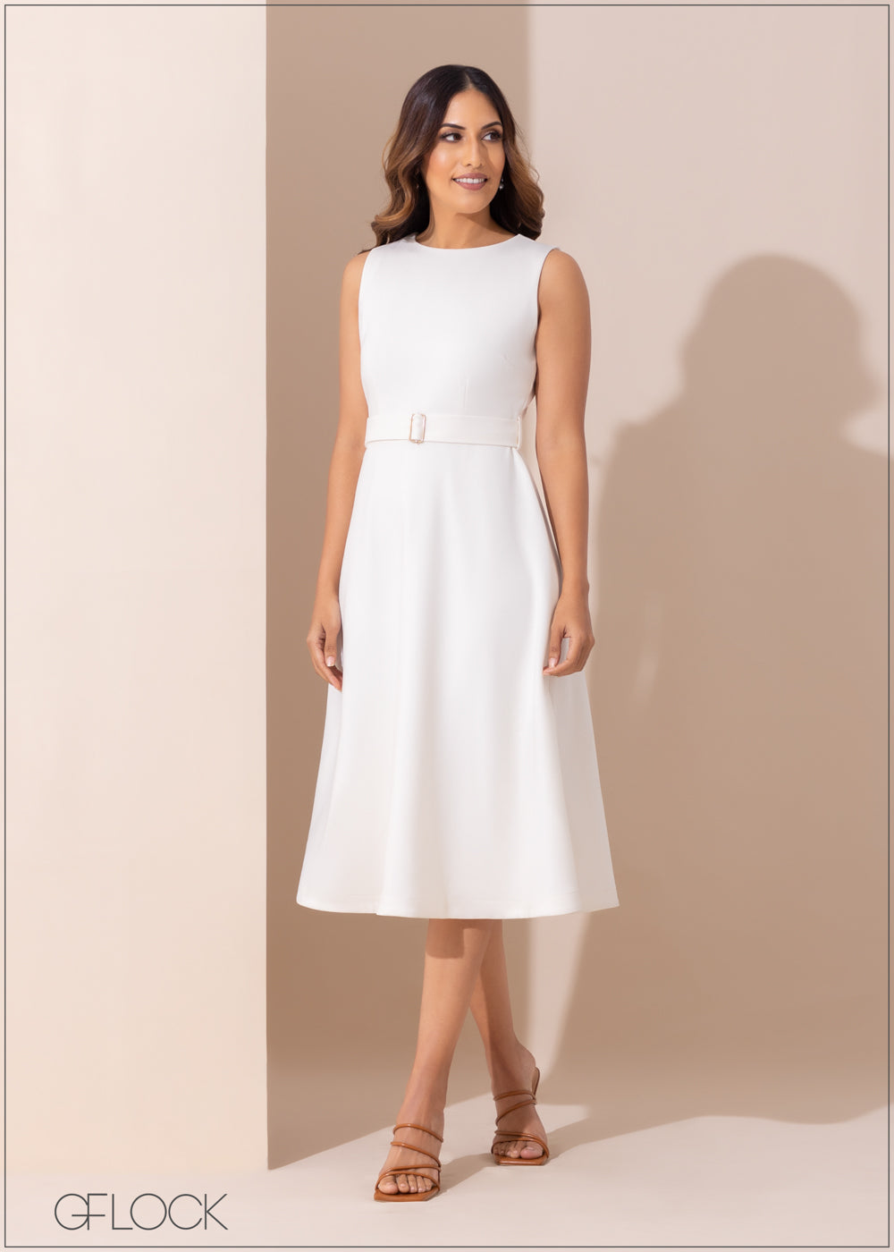 Sleeveless Dress With Belt - 270123