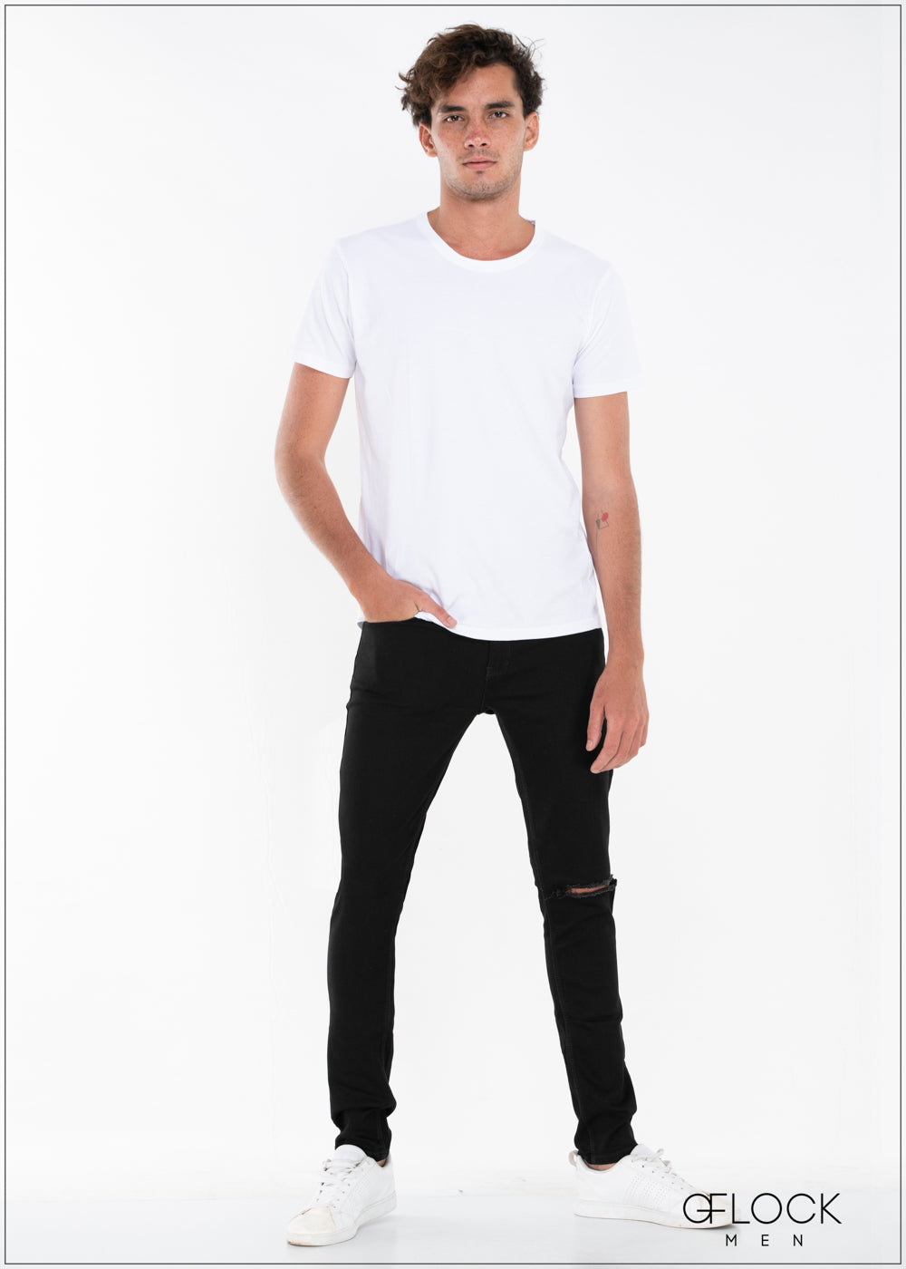 Slim Fit Knee Cut Black Jean - Men MD1407